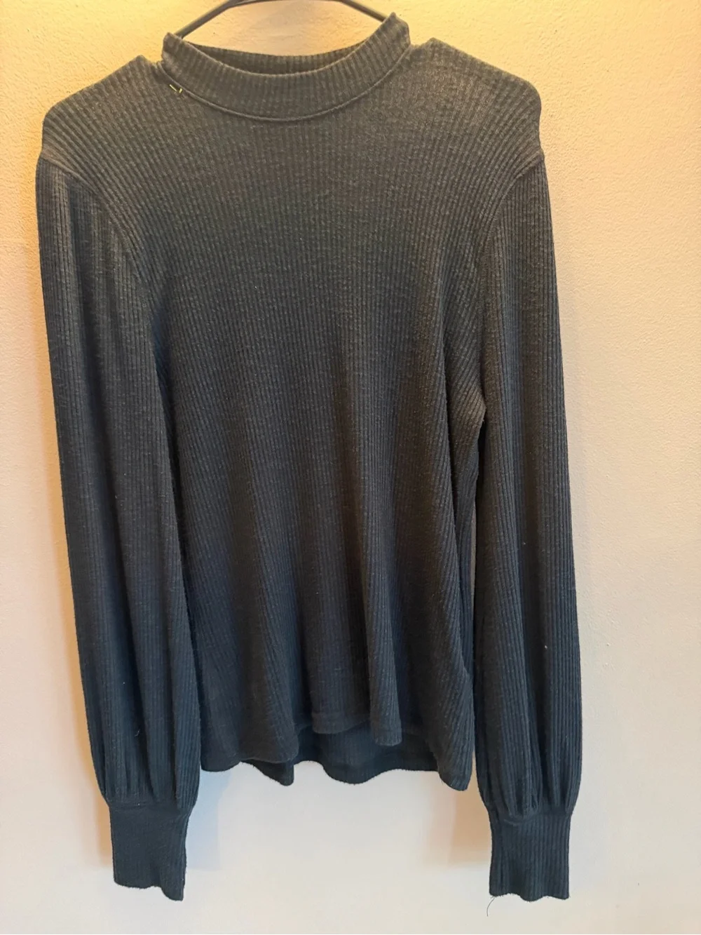 Abercrombie & Fitch Black Ribbed Mock Neck Puff Sleeve Top Large